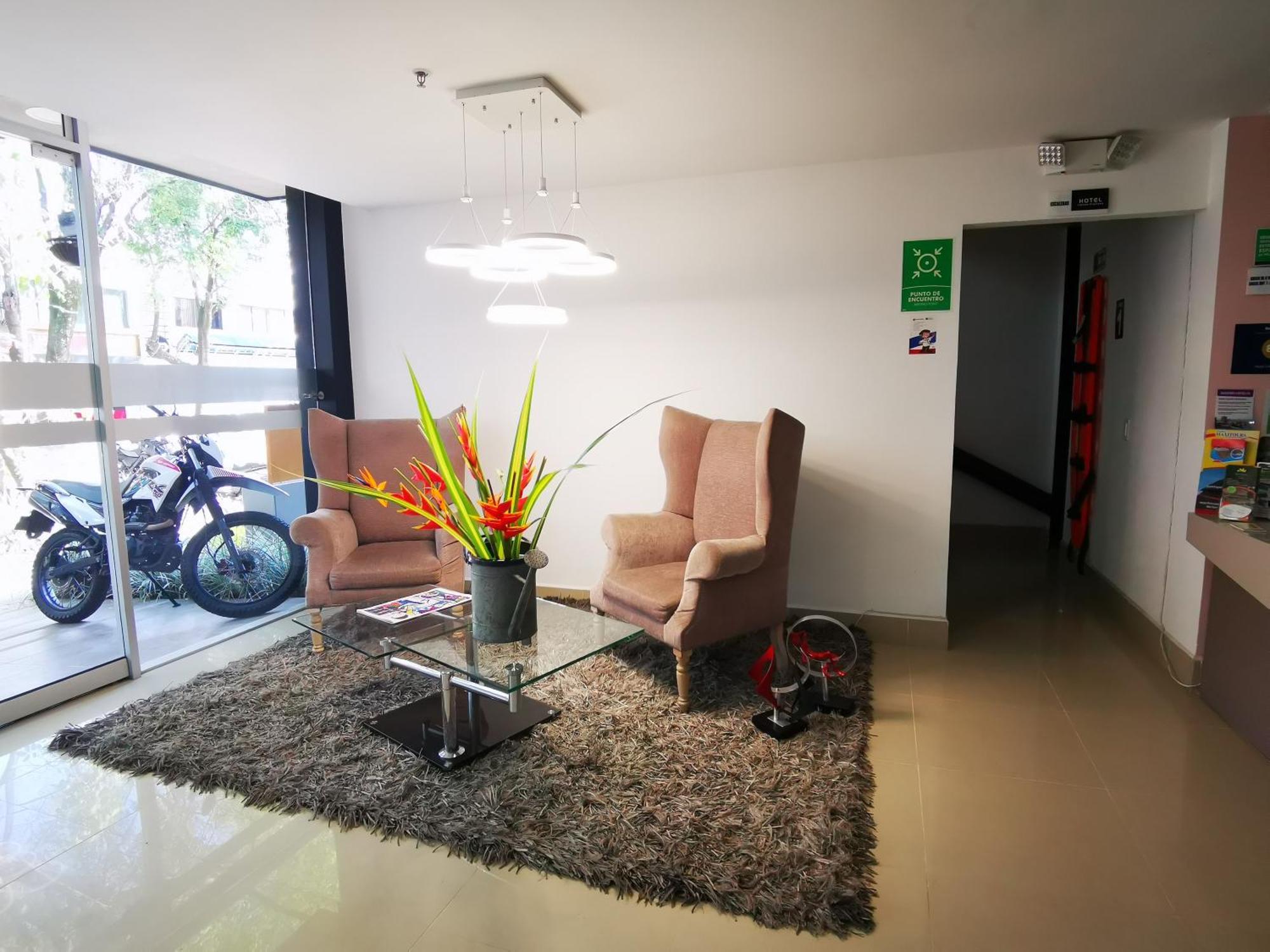 Hotel Lleras Express Medellín Exterior foto